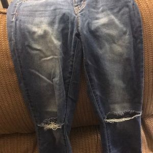 aeropostale ripped jeans